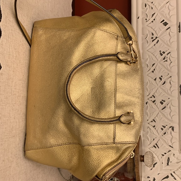 Michael Kors Rare MK LARGE METALLIC SATCHEL Gold - Picture 5 of 9